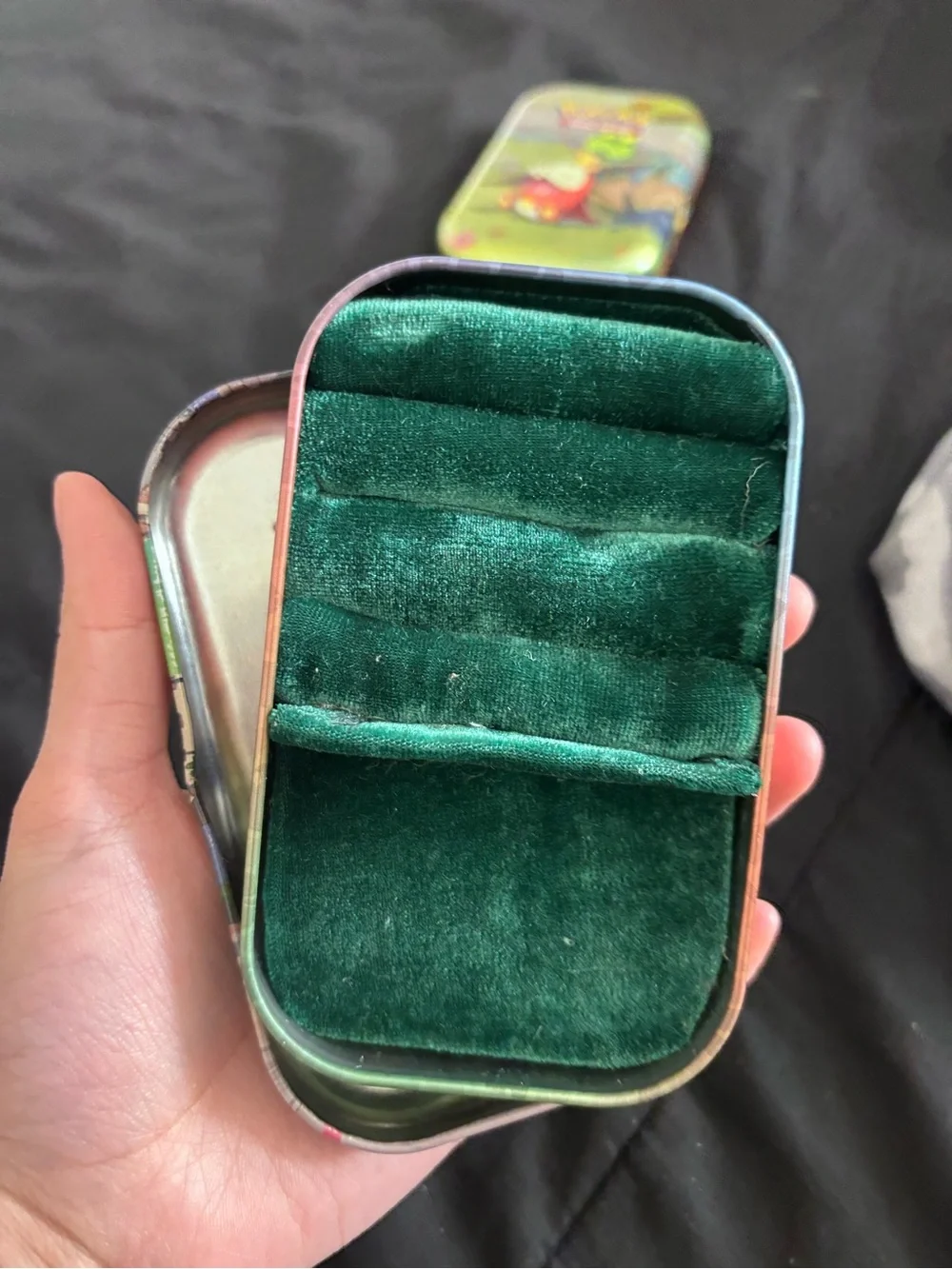 Pokémon Trading Card Game Tin - Purple Artwork